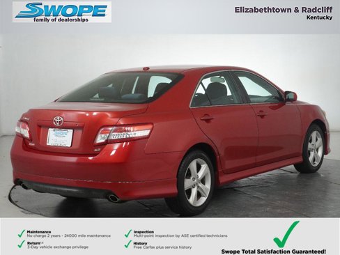 Used 2011 Toyota Camry SE image 3
