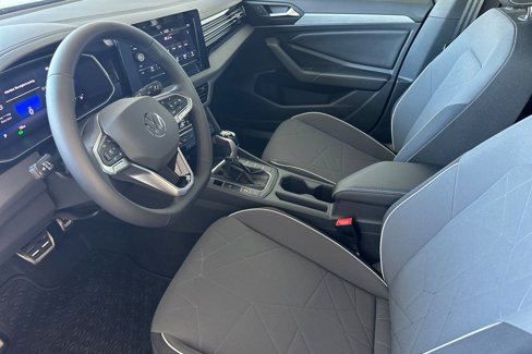 New 2025 Volkswagen Jetta Sport image 9