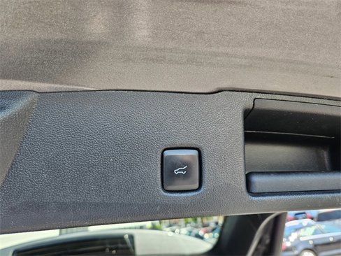 Used 2023 Ford Escape Platinum image 13