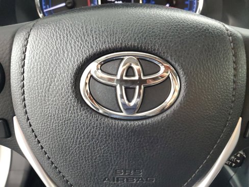 Used 2018 Toyota Corolla SE image 21