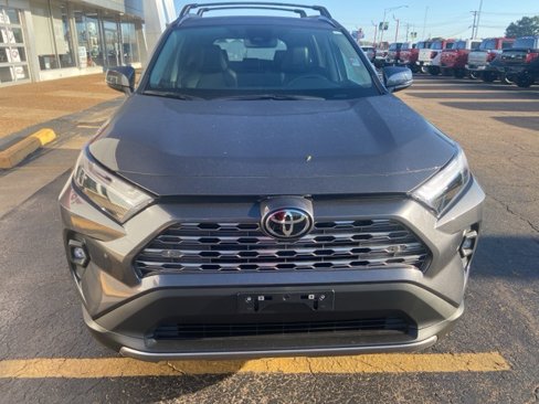 New 2025 Toyota RAV4 Limited image 9
