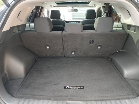 Used 2017 Hyundai Tucson Night image 9