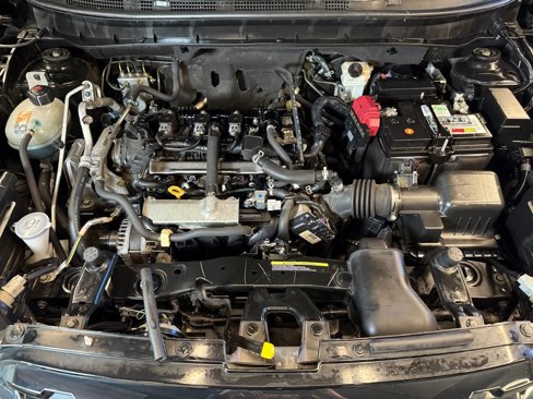 Used 2021 Nissan Kicks S image 21