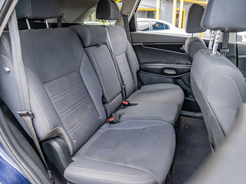 Used 2020 Kia Sorento AWD V6 image 23