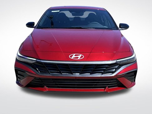 New 2025 Hyundai Elantra Sport image 2