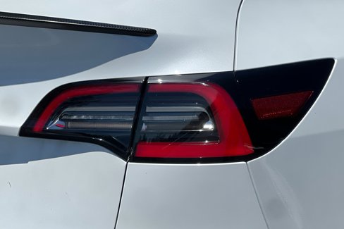 Used 2021 Tesla Model Y Performance image 43