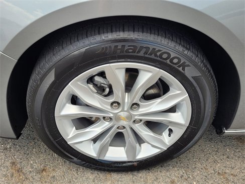 Used 2024 Chevrolet Malibu LT image 18