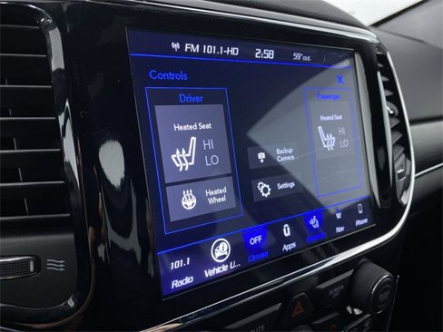 Used 2019 Jeep Grand Cherokee Limited image 11