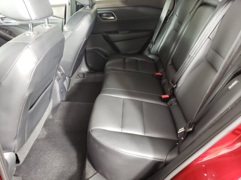 Used 2021 Nissan Rogue SV image 12