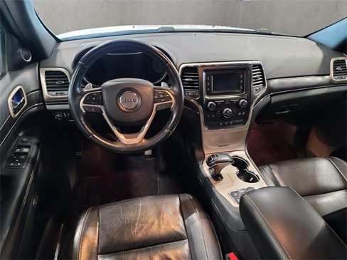Used 2015 Jeep Grand Cherokee Limited image 16