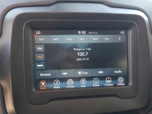 Used 2020 Jeep Renegade Altitude image 17