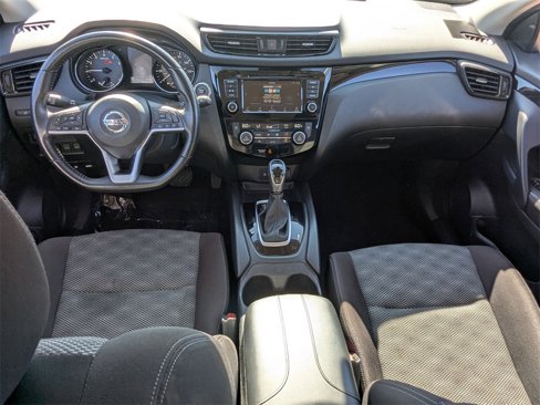 Used 2021 Nissan Rogue Sport SV image 18