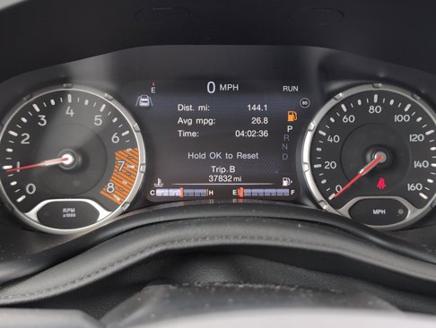 Used 2021 Jeep Renegade Latitude w/ Luxury Group I image 24