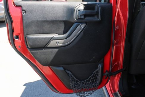 Used 2014 Jeep Wrangler Unlimited Sport image 31