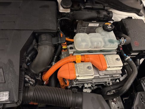 Used 2020 Hyundai Ioniq SE image 23
