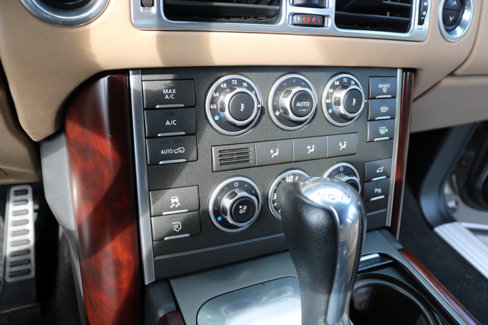 Used 2010 Land Rover Range Rover Supercharged image 77