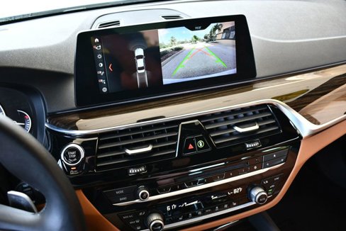 Used 2018 BMW 530i xDrive image 57