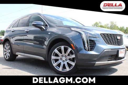 Used 2019 Cadillac XT4 Premium Luxury image 1