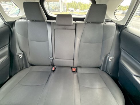 Used 2019 Toyota RAV4 LE image 13