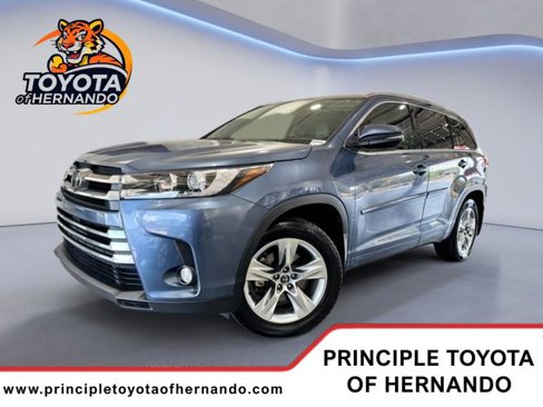 Used 2018 Toyota Highlander Limited image 1