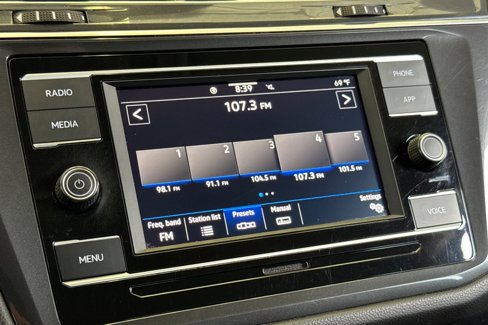 Used 2022 Volkswagen Tiguan S image 19
