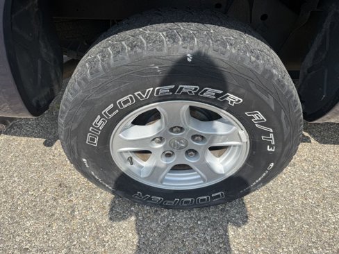 Used 2006 Dodge Dakota SLT w/ Trailer Tow Group image 15