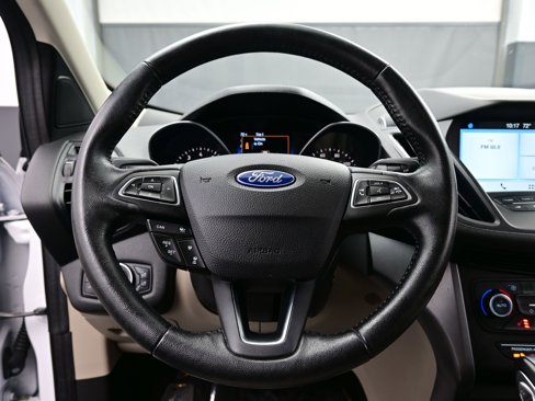 Used 2019 Ford Escape SEL image 22