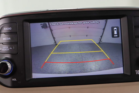 Used 2020 Hyundai Santa Fe SEL image 18