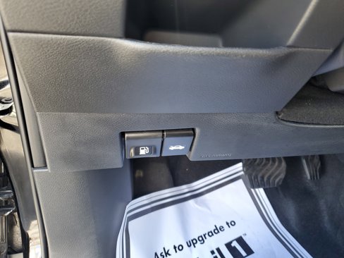 Used 2023 Nissan Kicks SV image 26