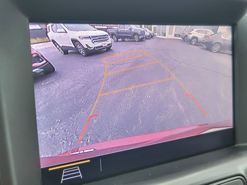 Used 2020 GMC Terrain SLE w/ Driver Convenience Package image 14