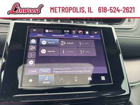 Used 2024 Jeep Grand Cherokee Laredo X image 28