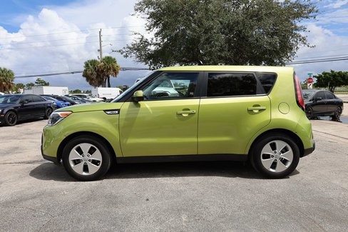 Used 2016 Kia Soul w/ Convenience Package image 2