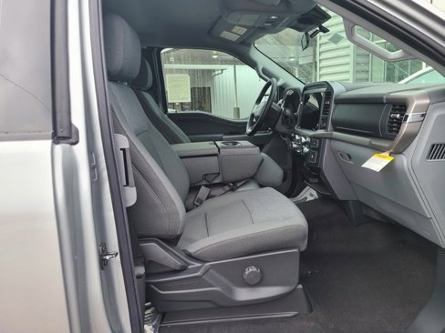 New 2025 Ford F150 XLT w/ Equipment Group 301A Standard image 5