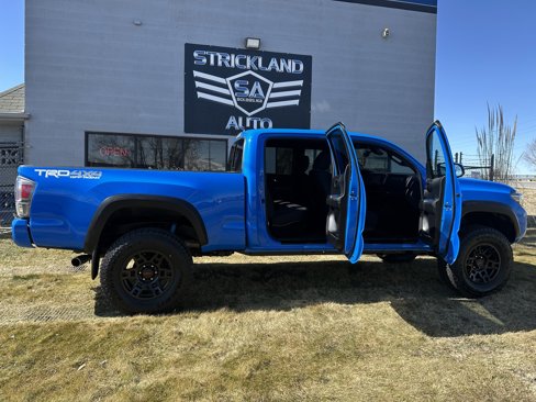 Used 2020 Toyota Tacoma TRD Off-Road image 27