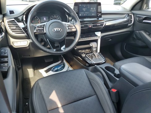 Used 2021 Kia Seltos EX image 7