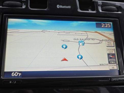 Used 2012 Nissan Leaf SL image 22