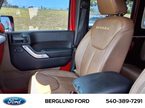 Used 2014 Jeep Wrangler Unlimited Sahara image 29