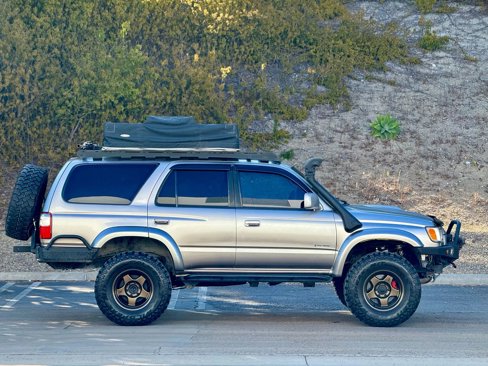 Used 2002 Toyota 4Runner SR5 image 14