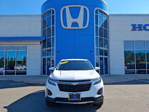 Used 2022 Chevrolet Equinox LT image 2