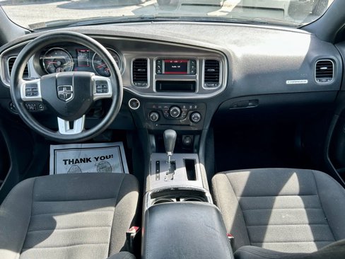 Used 2012 Dodge Charger SE image 9