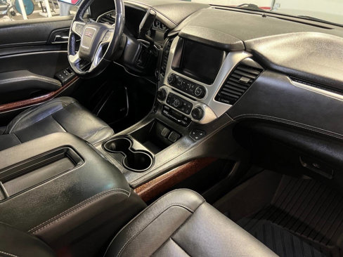 Used 2019 GMC Yukon SLT w/ Premium Edition image 21