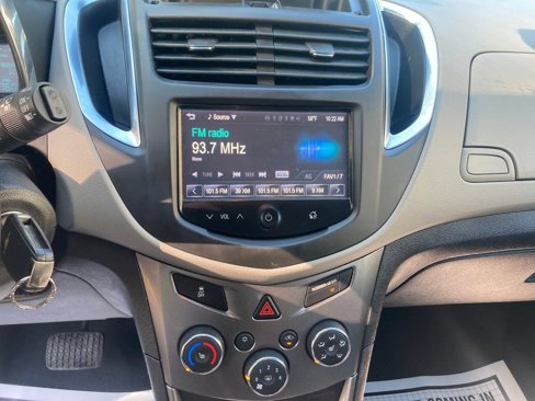 Used 2016 Chevrolet Trax LTZ image 25