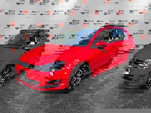 Used 2017 Volkswagen Golf SE image 1