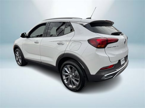 Used 2021 Buick Encore GX Essence w/ Experience Buick Package image 4