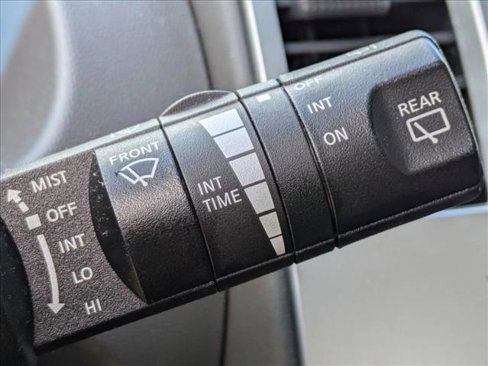 Used 2015 Nissan Xterra X image 8