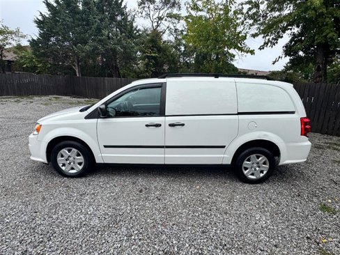 Used 2012 RAM C/V image 3