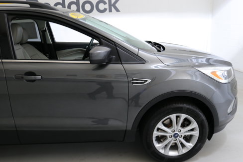 Used 2019 Ford Escape SEL image 10