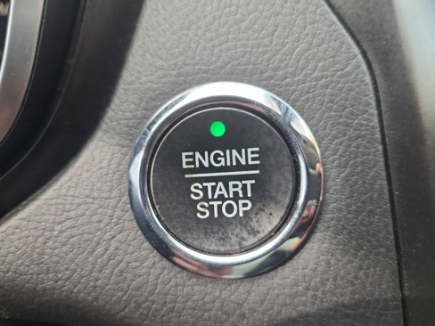 Used 2020 Ford Fusion Titanium image 23