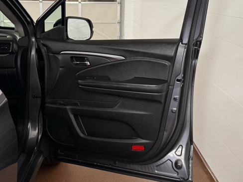 Used 2021 Honda Pilot Special Edition image 46