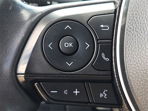 Used 2020 Toyota Corolla XSE image 25